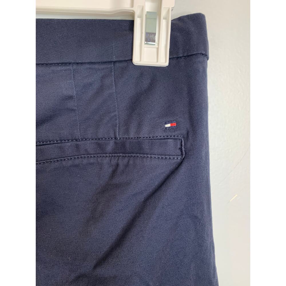 Tommy Hilfiger Women's 18W Navy Shorts Knee Length - Picture 4 of 8